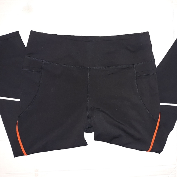 Like New~AVIA Plus Size 16-18 Ladies Athletic Compression Capri~Moisture Wicking - Picture 12 of 16